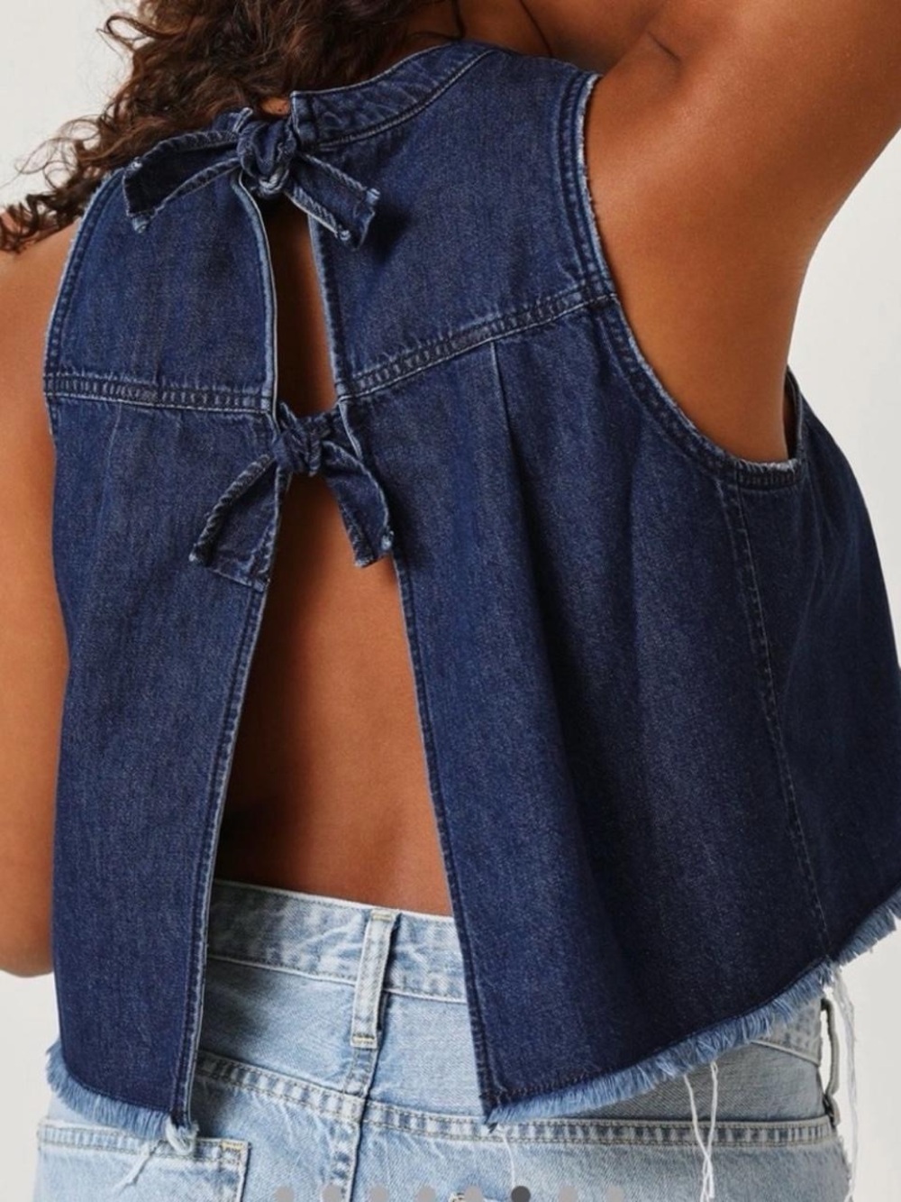 Pilcro Anthropologie Denim Crop Top M Tie Back Raw Hem Dark Wash